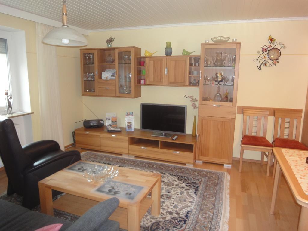 Ferienwohnung Majo Bad Birnbach Zimmer foto